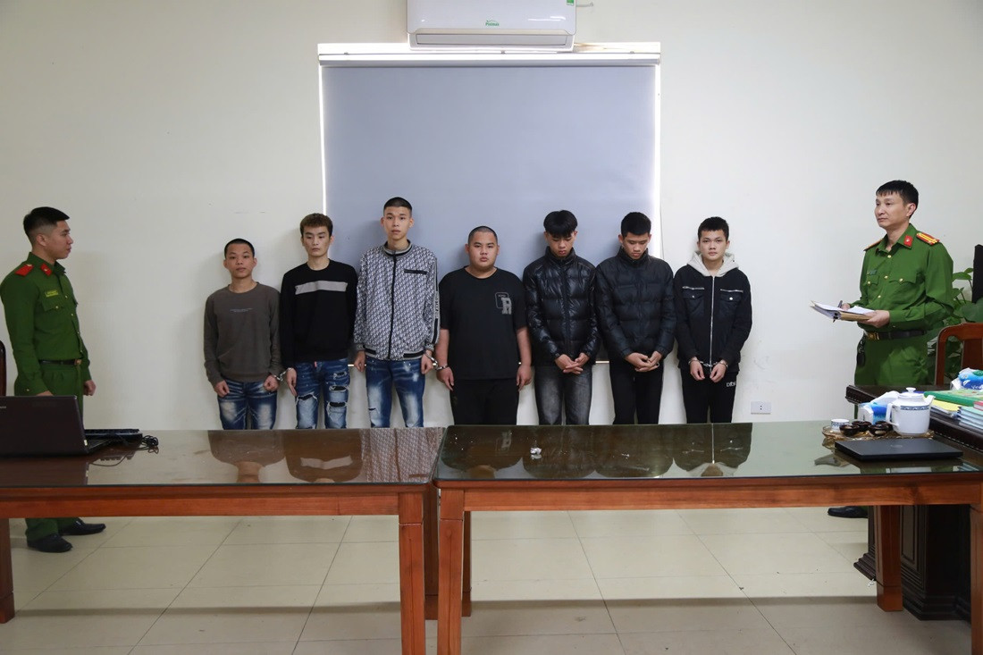 Các đối tượng tại cơ quan công an