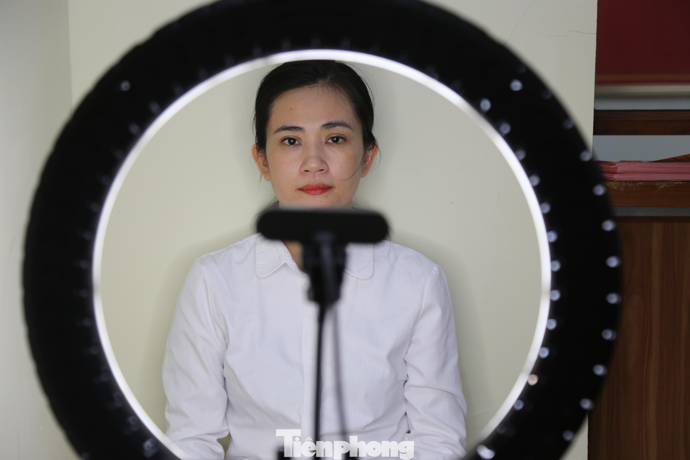 So với trước, quy trình cấp thẻ căn cước hiện nay được rút gọn gồm: Tiếp nhận hồ sơ, kiểm tra thông tin, nhận dạng, lăn tay, chụp ảnh.