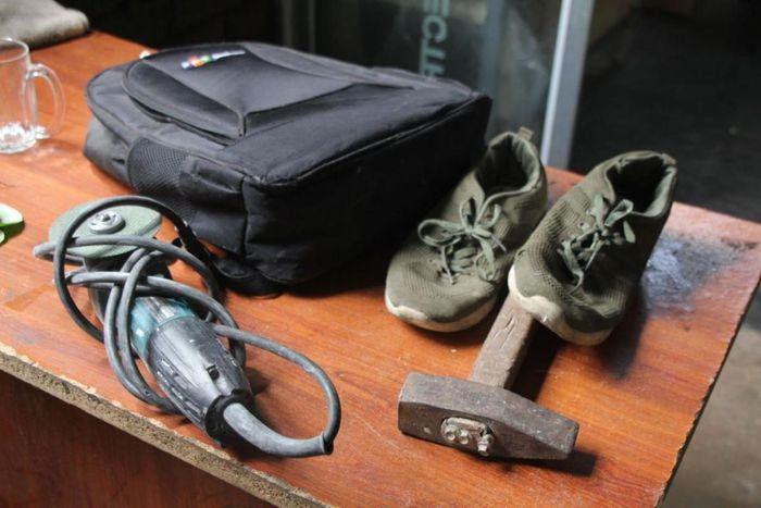 Dụng cụ Linh dùng để phá két sắt