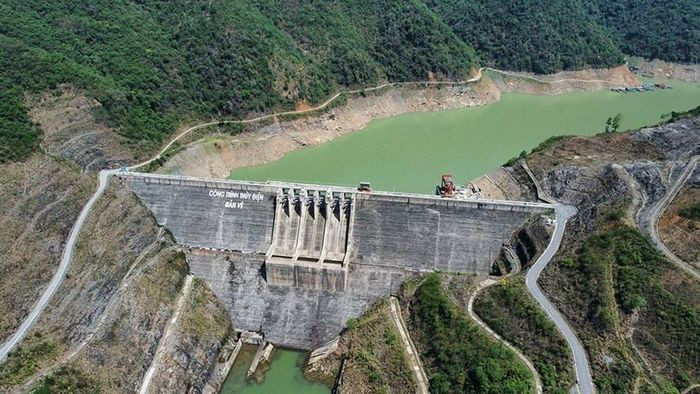Nhà máy Thủy điện Bản Vẽ tại huyện Tương Dương (Nghệ An).