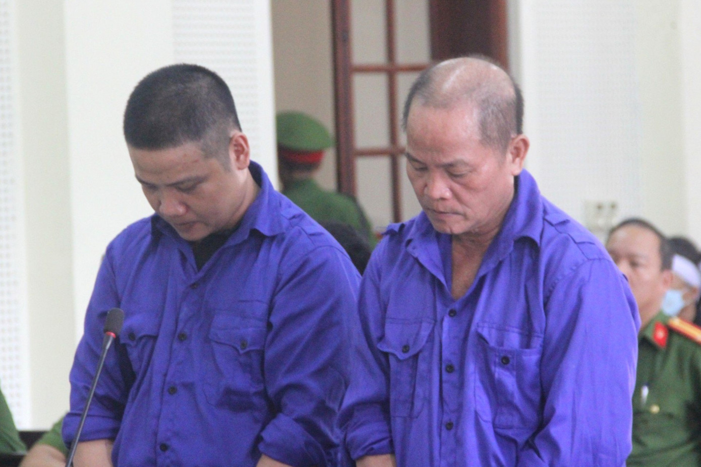 Hai bị cáo tại tòa