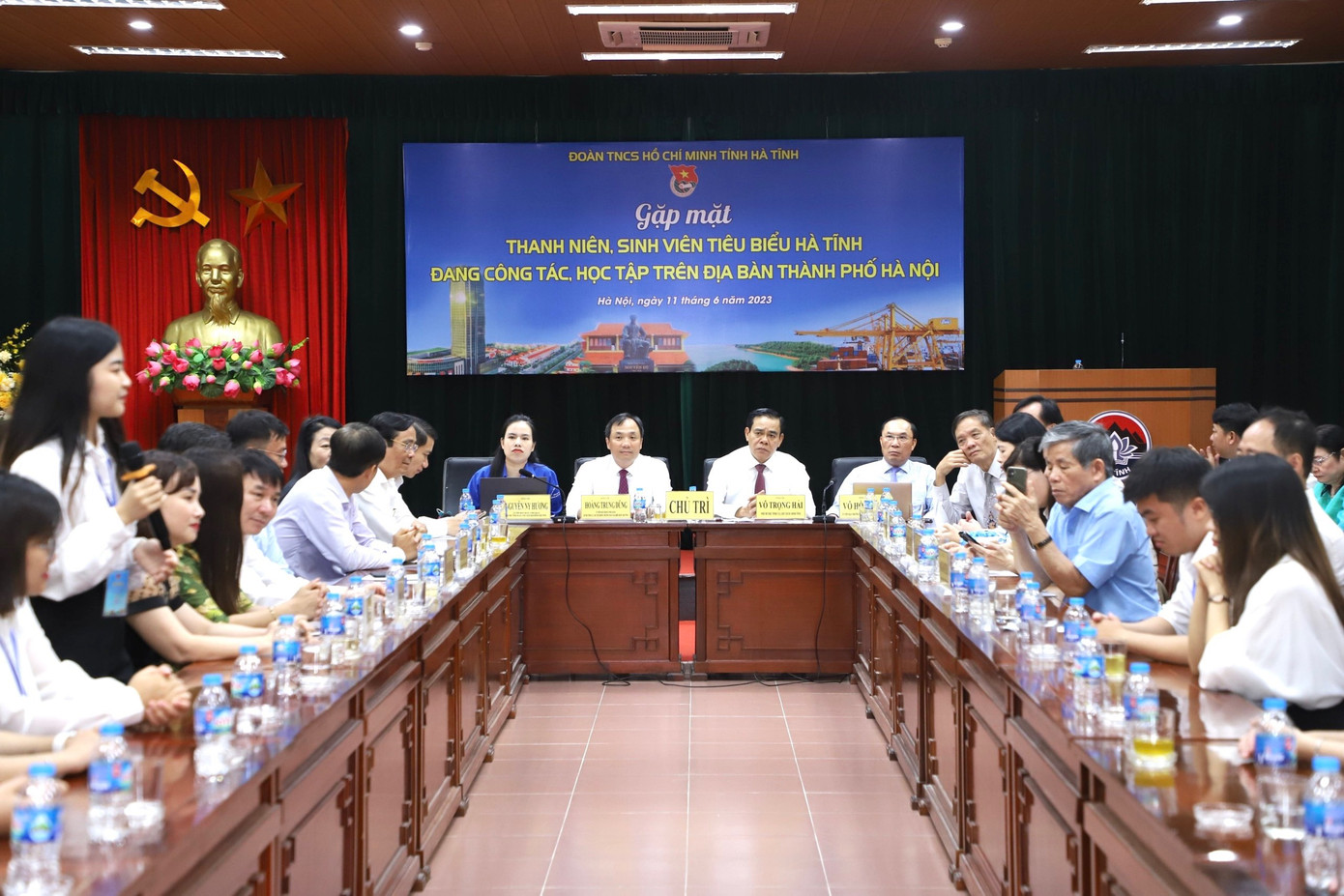 Quang cảnh buổi gặp mặt