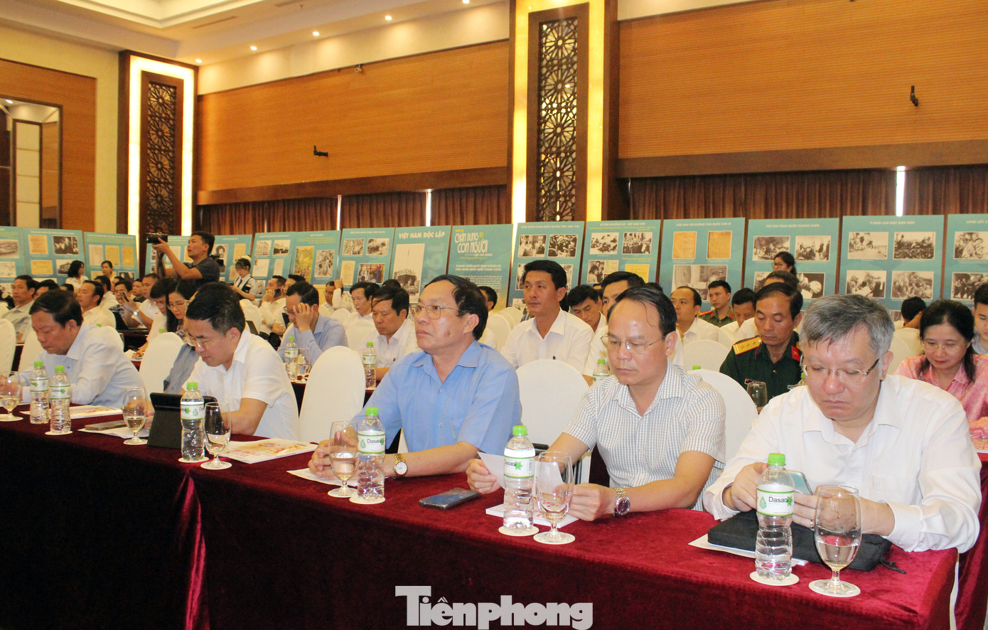 Các đại biểu tham gia Hội thảo