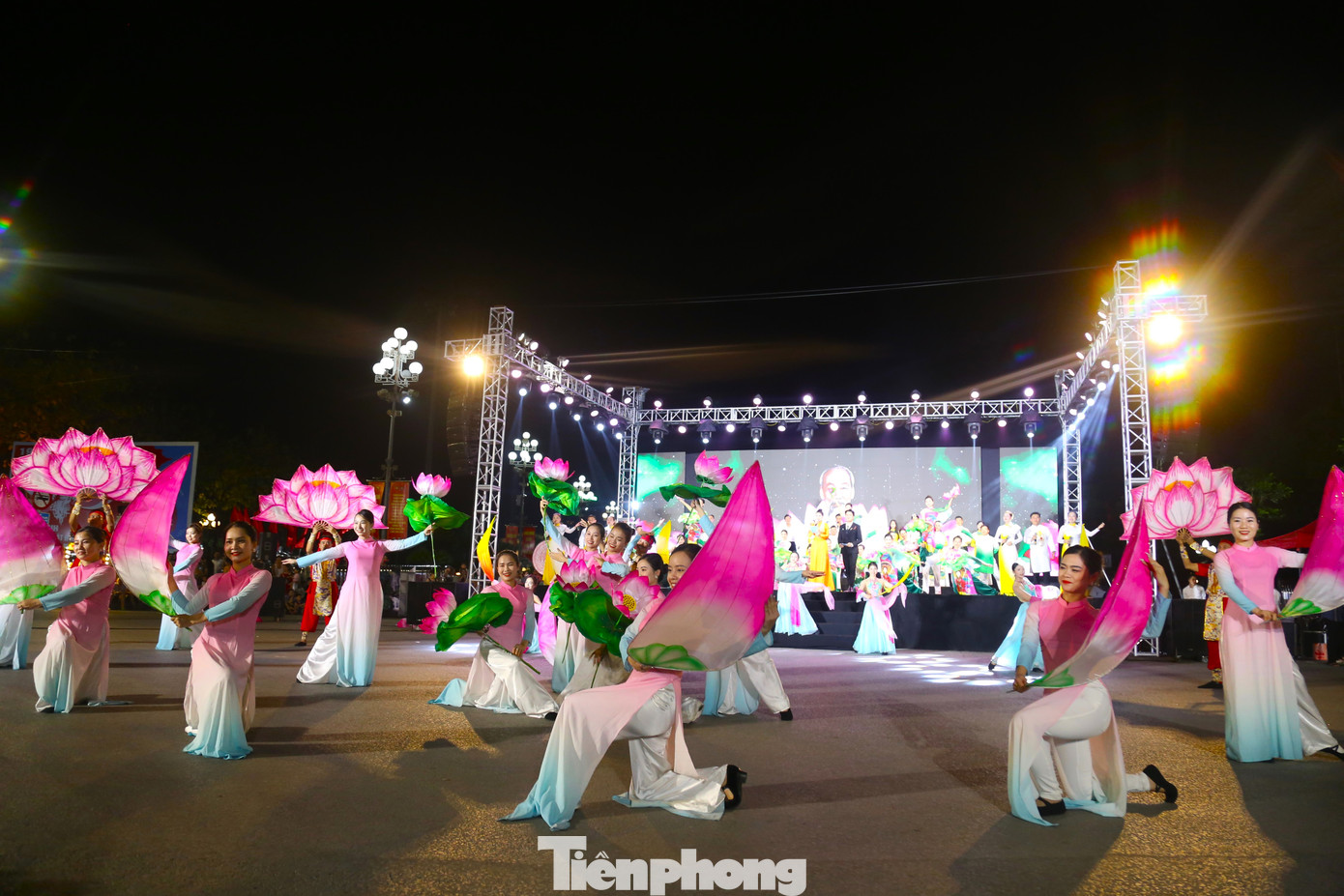 Lễ hội nhằm giới thiệu, quảng bá và tôn vinh di sản văn hóa các dân tộc tỉnh Nghệ An đến với bạn bè, du khách trong và ngoài nước.