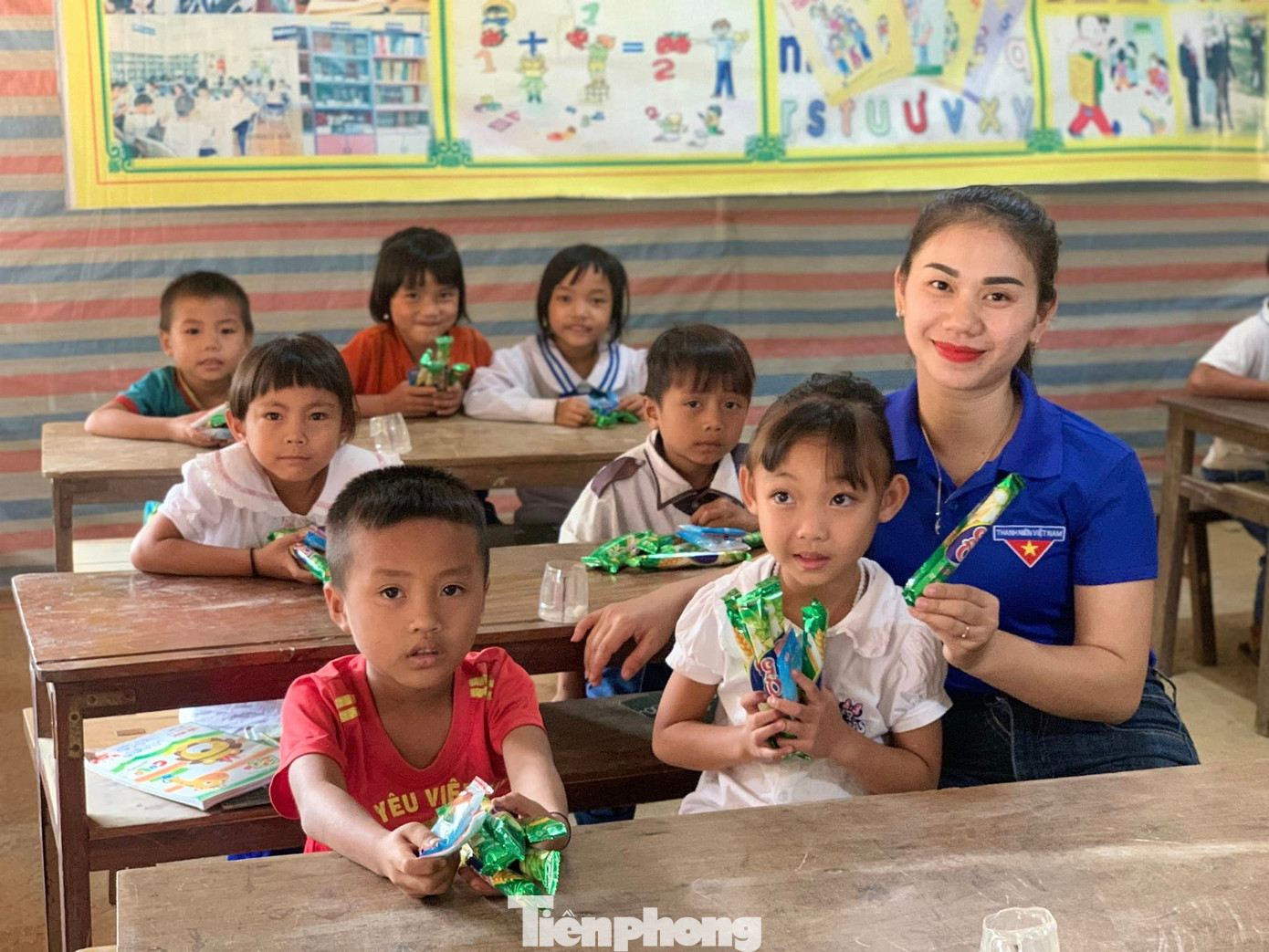 Trong năm 2022, Đài Trang đã vận động, kết nối hỗ trợ tặng nhiều phần quà cho các em nhỏ với tổng trị giá khoảng 600 triệu đồng.