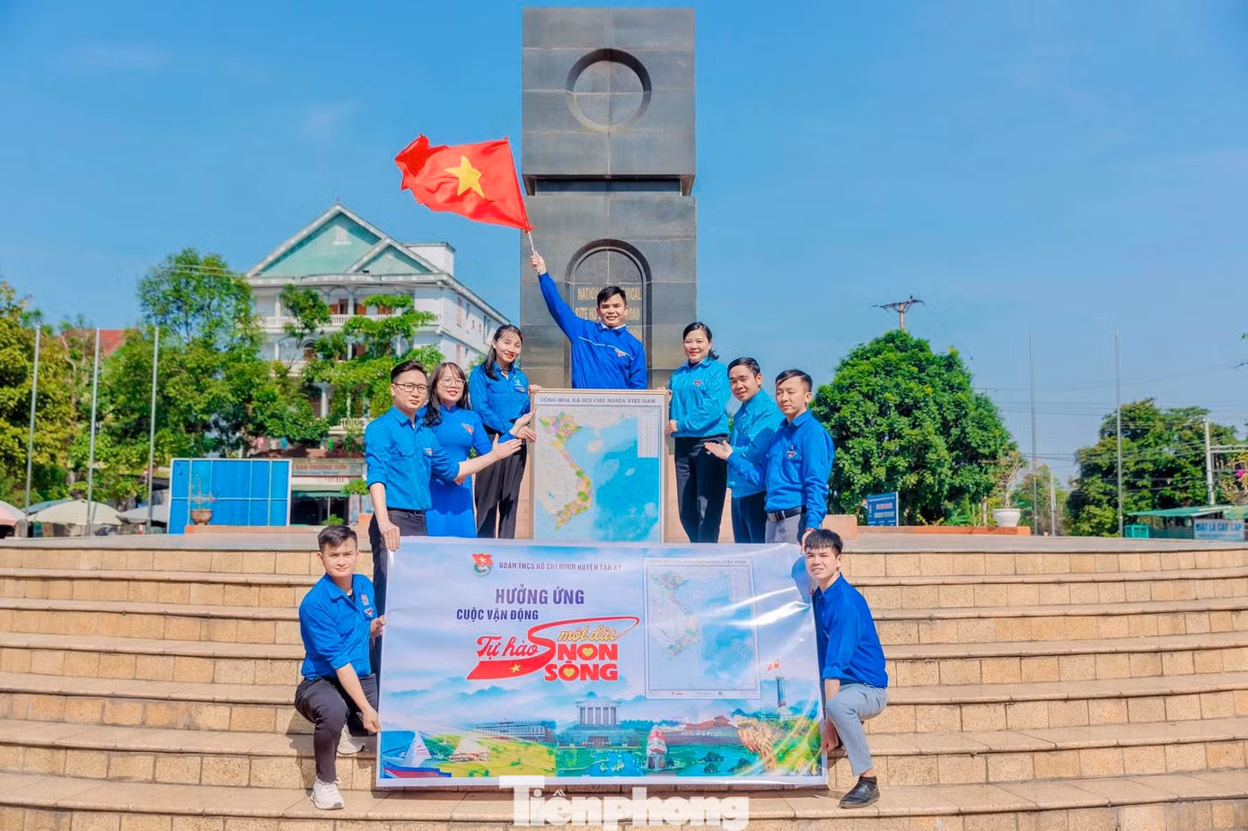 Cuộc vận động “Tự hào một dải non sông” nhằm giáo dục lòng yêu nước, tự hào về toàn vẹn lãnh thổ trong mỗi người dân Việt Nam nói chung, đoàn viên, thanh thiếu nhi nói riêng. Qua đó vừa trang bị, củng cố thêm kiến thức cho thanh thiếu nhi về chủ quyền lãnh thổ quốc gia vừa góp phần quan trọng vào việc giáo dục lòng yêu nước, tự tôn dân tộc cho thế hệ trẻ Việt Nam.