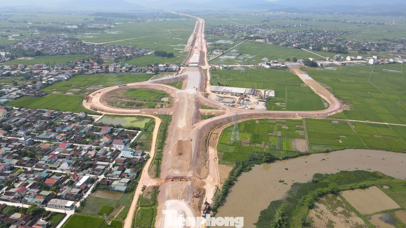 Cao tốc Bắc - Nam đoạn Nghi Sơn - Diễn Châu Cao tốc Bắc - Nam đoạn Nghi Sơn - Diễn Châu