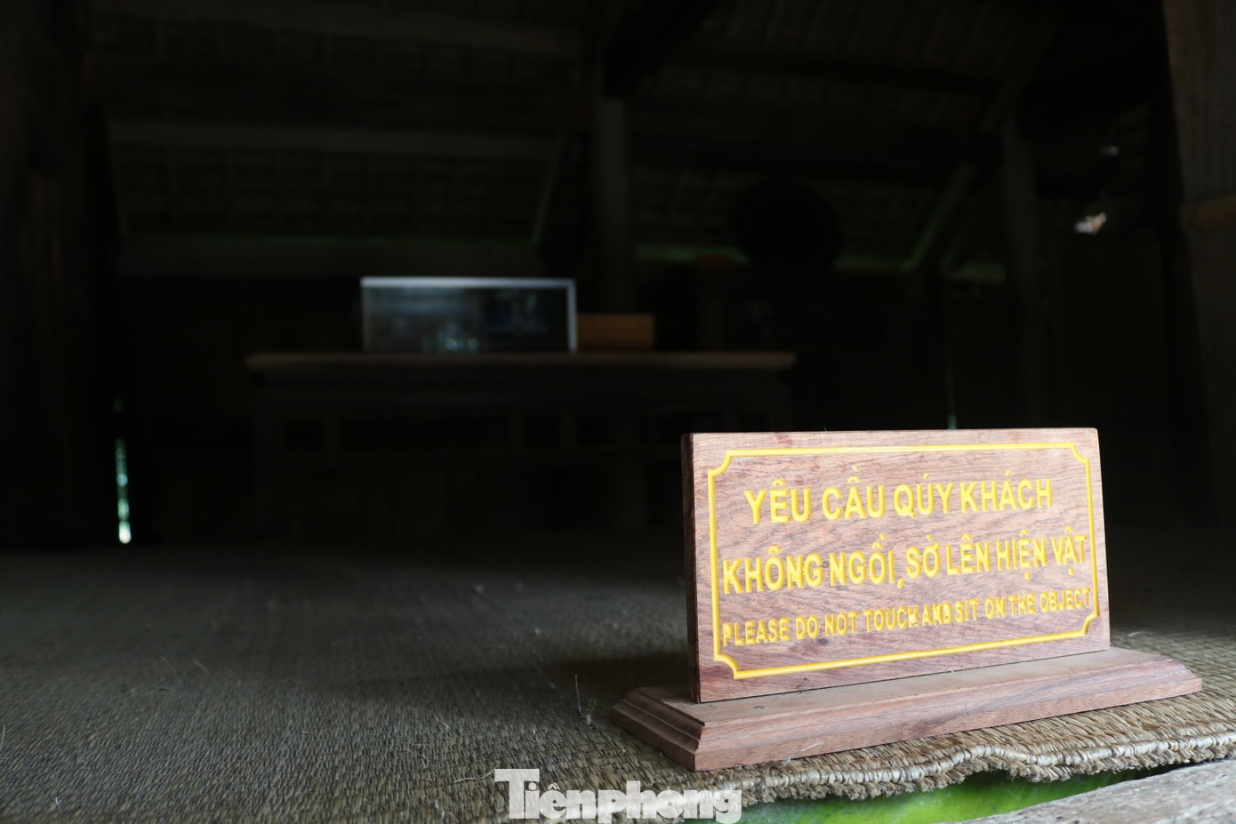 Mỗi kỷ vật, mỗi góc nhà, chái bếp, hàng hiên đều mang đến một nỗi xúc động khôn tả, bởi đã nhắc lại cuộc đời vô cùng thanh cao giản dị của Bác và gia đình Bác.