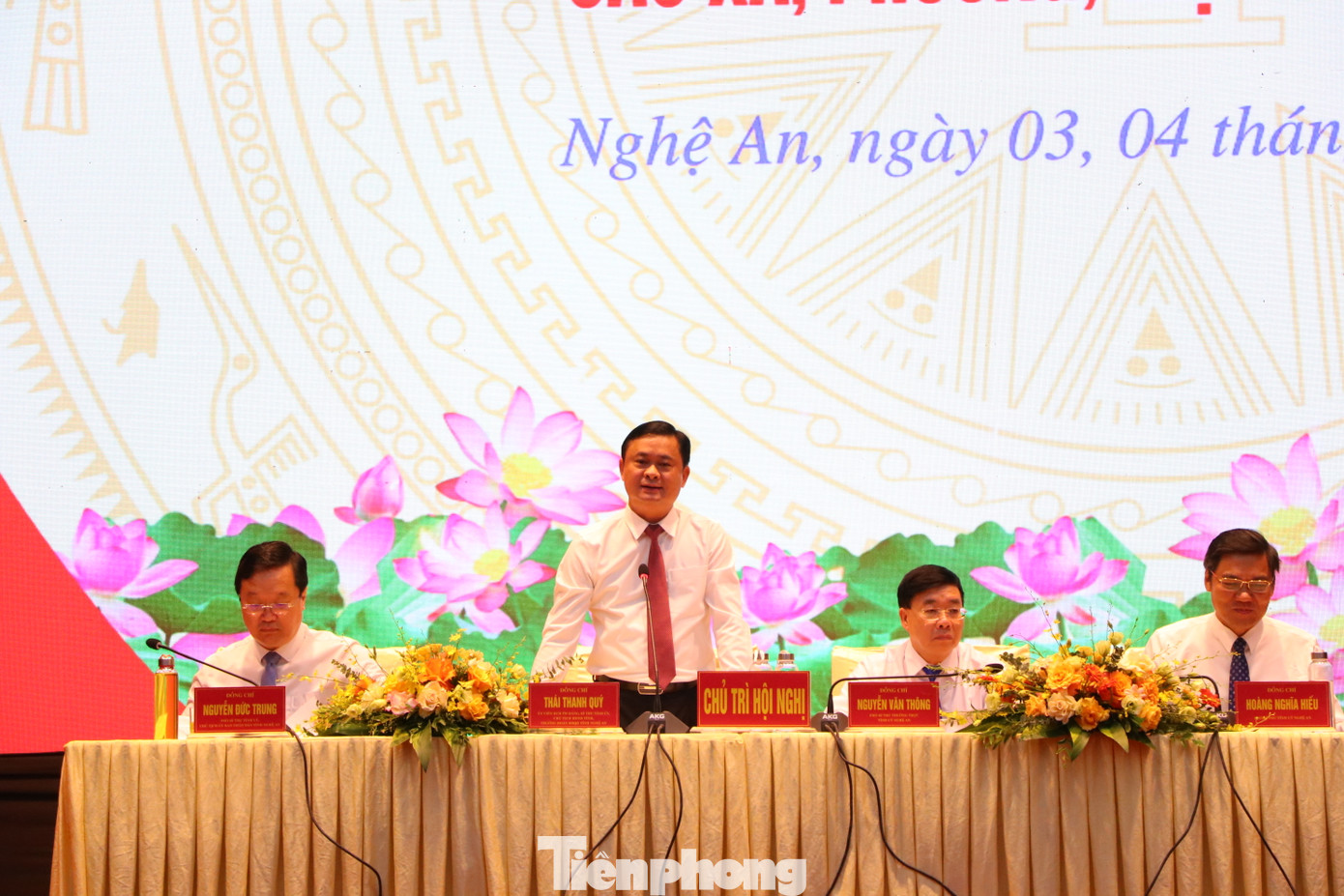 Thường trực Tỉnh ủy Nghệ An chủ trì Hội nghị Thường trực Tỉnh ủy Nghệ An chủ trì Hội nghị