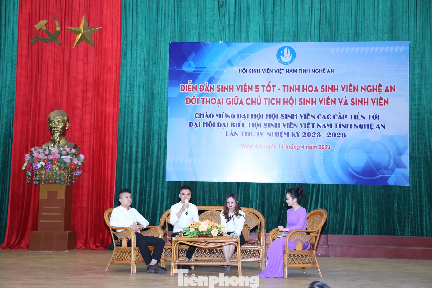 Giao lưu sinh viên 5 tốt. Đây là những tấm gương sáng đại diện cho cán bộ, hội viên, Sinh viên, cựu sinh viên toàn tỉnh