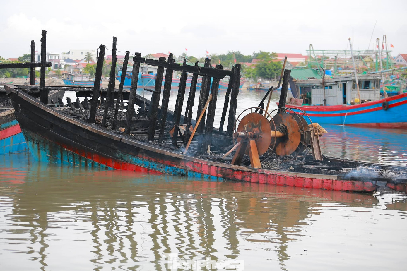 Các con tàu đều có công suất lớn, trong đó một số được đóng theo Nghị định 67, trị giá gần chục tỷ đồng