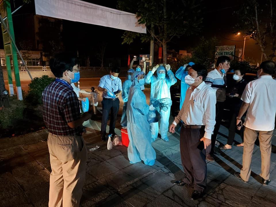 Nghệ An trắng đêm tiến hành truy vết F1, F2