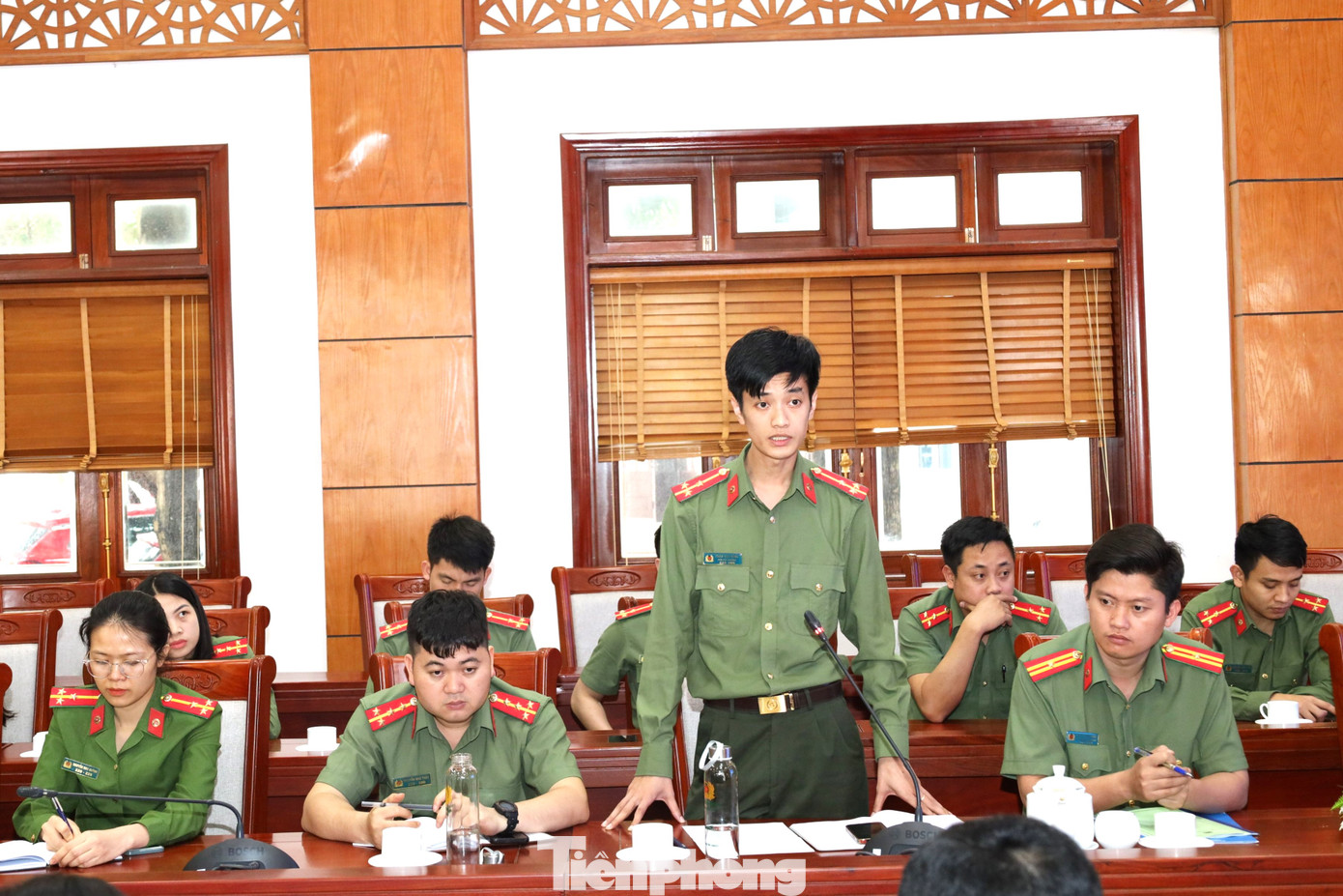 Đã có hơn 10 ý kiến, tham luận có giá trị được trình bày và phản biện tại diễn đàn. Đã có hơn 10 ý kiến, tham luận có giá trị được trình bày và phản biện tại diễn đàn.