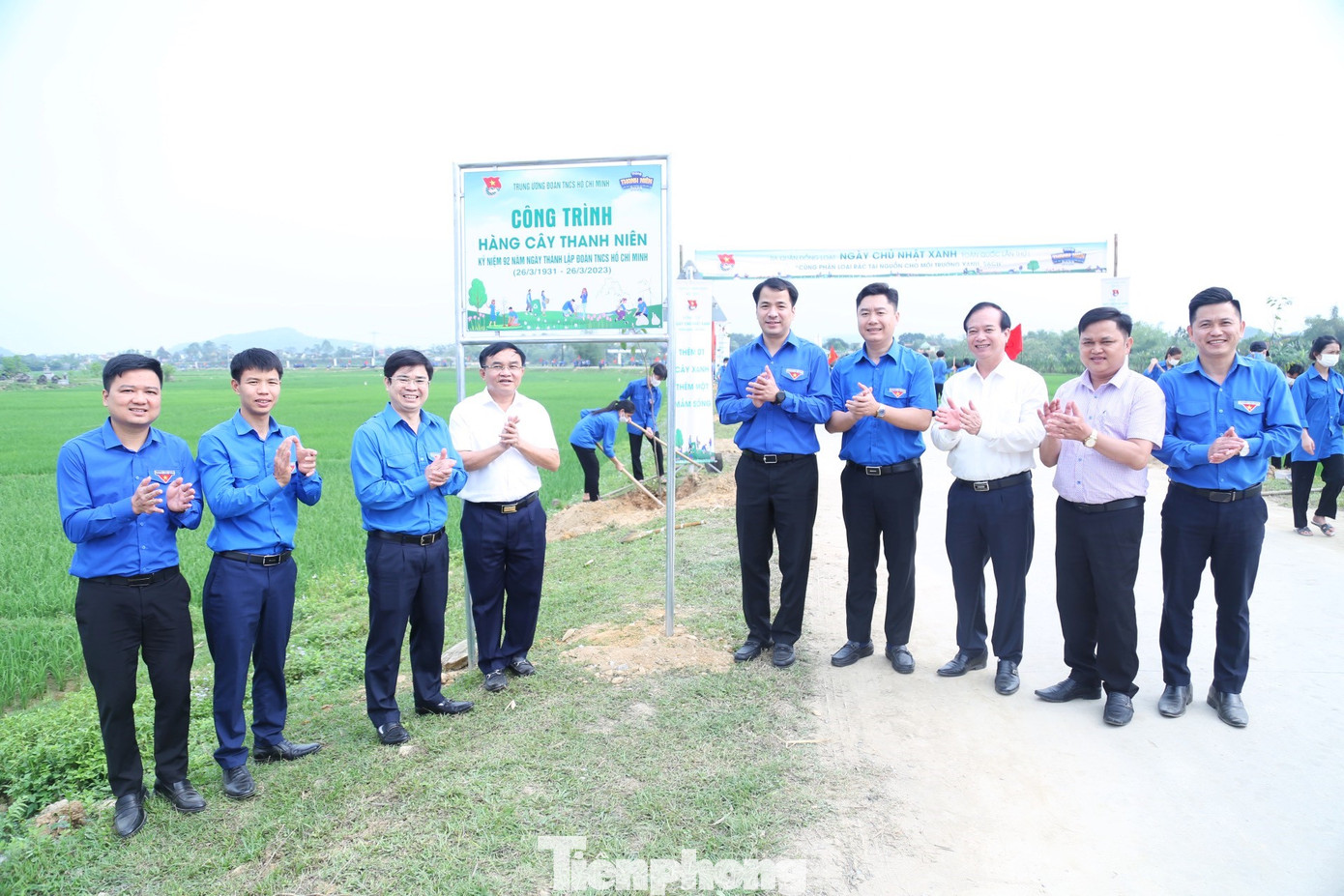 Công trình Hàng cây thanh niên