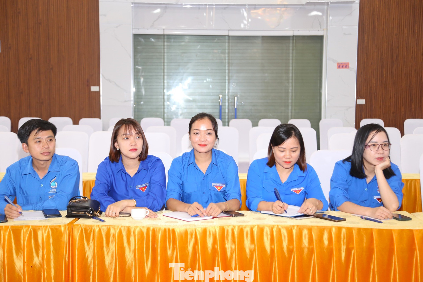 Các cán bộ Đoàn cơ sở tham dự Hội nghị Các cán bộ Đoàn cơ sở tham dự Hội nghị