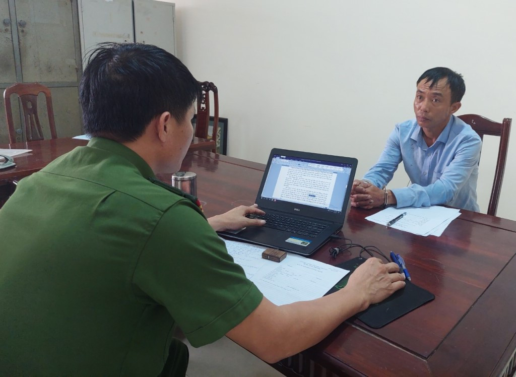 Đối tượng Vũ Văn Đảng tại cơ quan công an