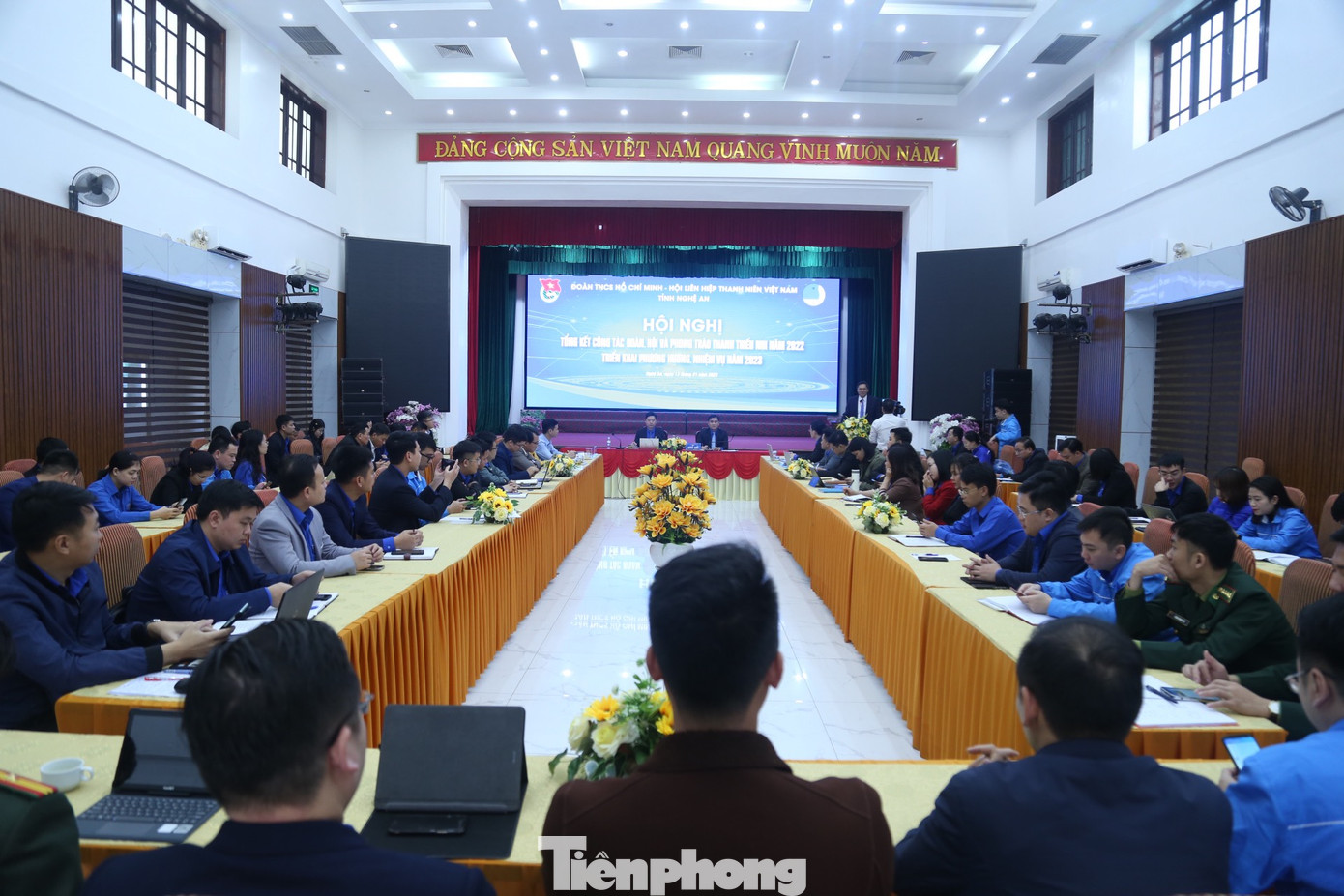 Toàn cảnh Hội nghị Toàn cảnh Hội nghị