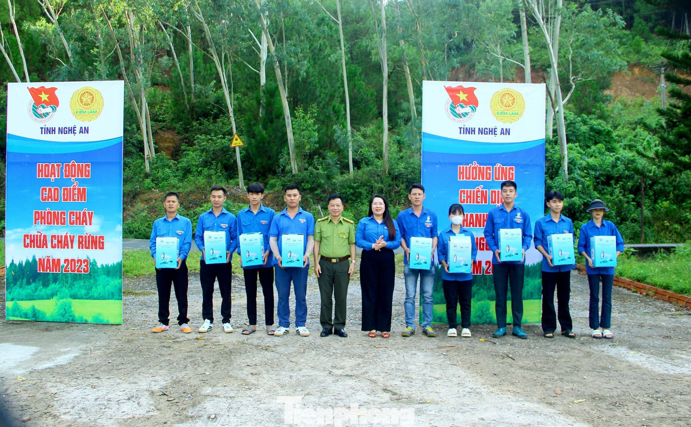 Bảo vệ rừng, phòng cháy, chữa cháy rừng là trách nhiệm của mọi công dân và của toàn xã hội. Trong những năm qua, các cấp bộ Đoàn trên toàn tỉnh Nghệ An đã tổ chức nhiều hoạt động hiệu quả, tích cực trong công tác phòng cháy, chữa cháy rừng.