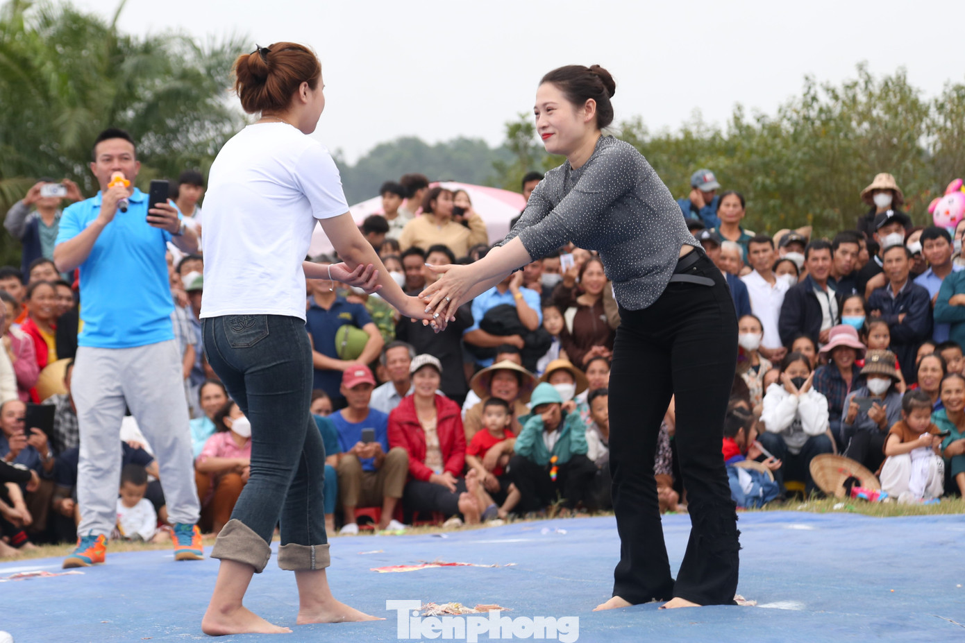 Sau phần “thăm dò” là những “ngón đòn” đặc sắc. Sau phần “thăm dò” là những “ngón đòn” đặc sắc.