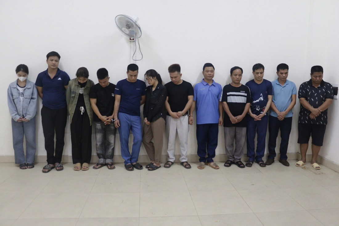 Các đối tượng trong đường dây rửa tiền và đánh bạc Các đối tượng trong đường dây rửa tiền và đánh bạc