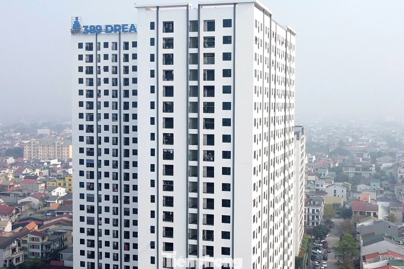 Tòa nhà Lũng Lô - Vinh ở phường Quán Bàu, thành phố Vinh Tòa nhà Lũng Lô - Vinh ở phường Quán Bàu, thành phố Vinh