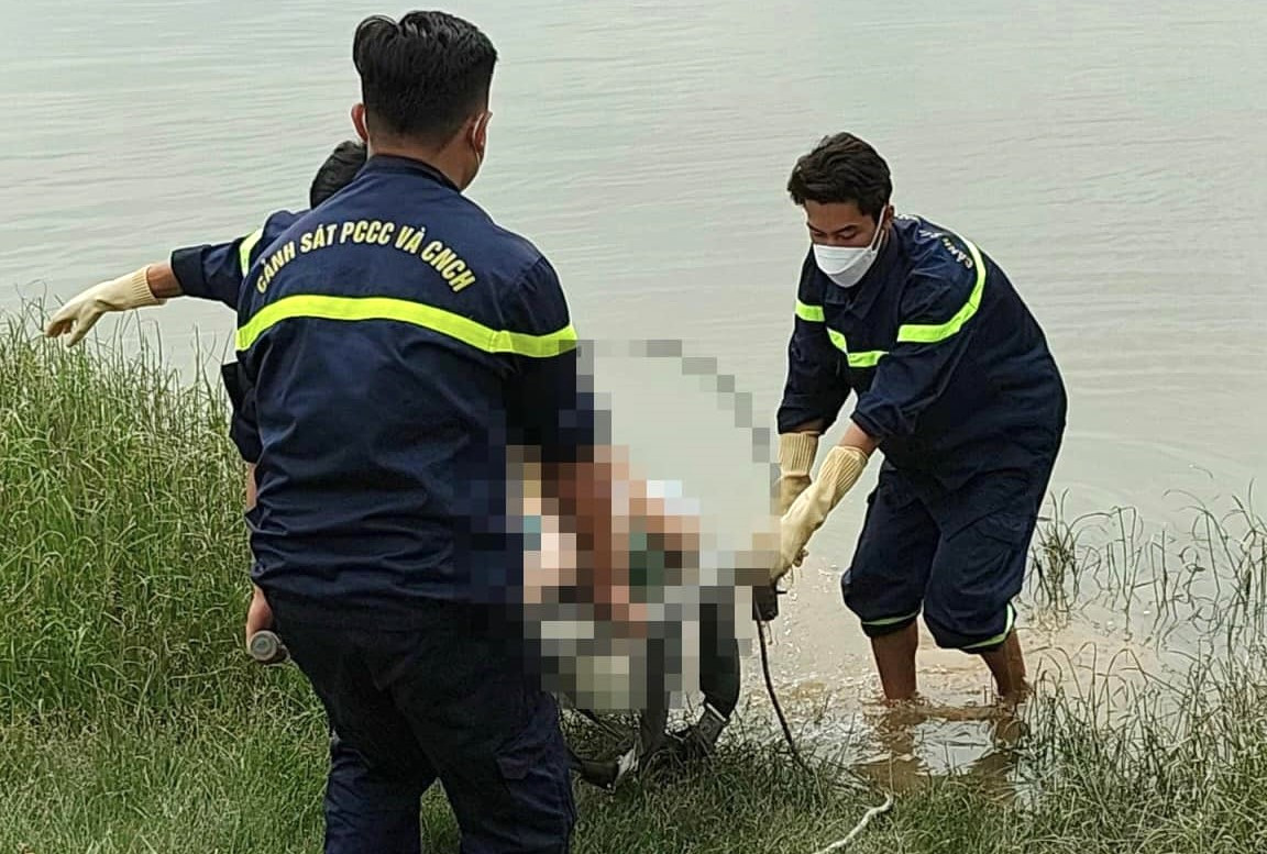 Thi thể cháu M. được tìm thấy vào chiều 10/9