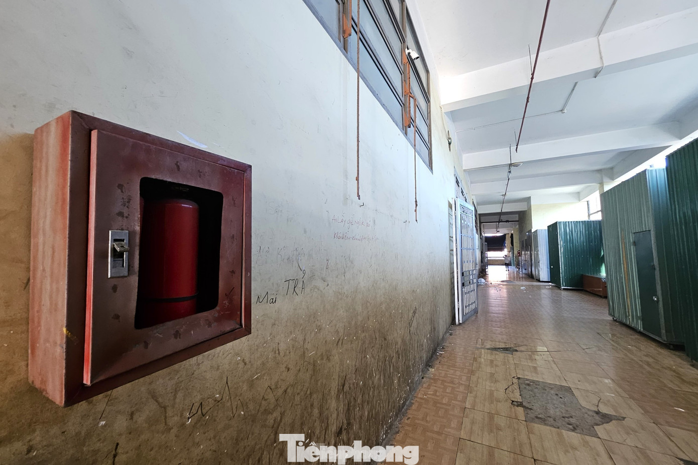 Nhiều bình chữa cháy đã bị hư hỏng