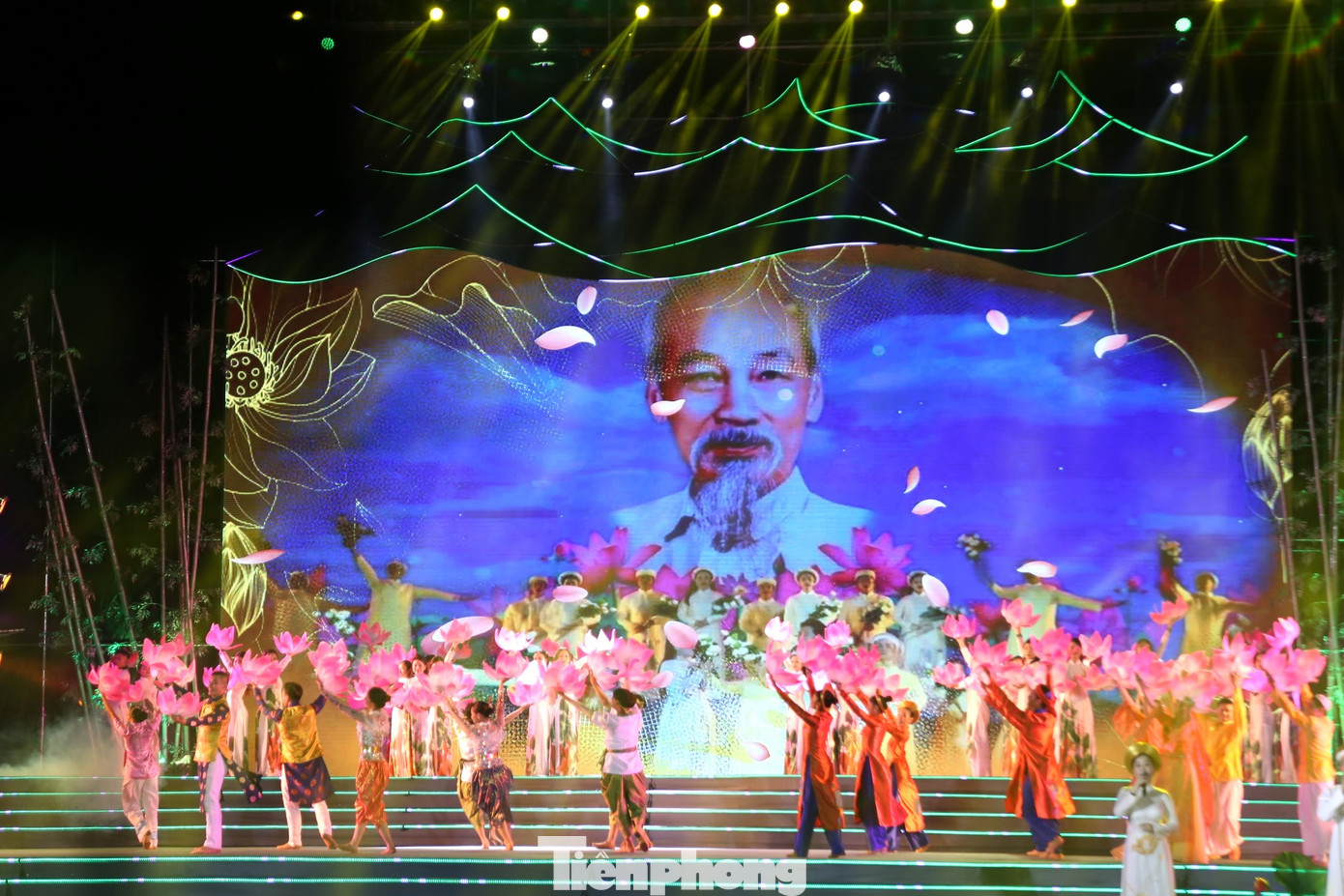 Những tiết mục tại chương trình