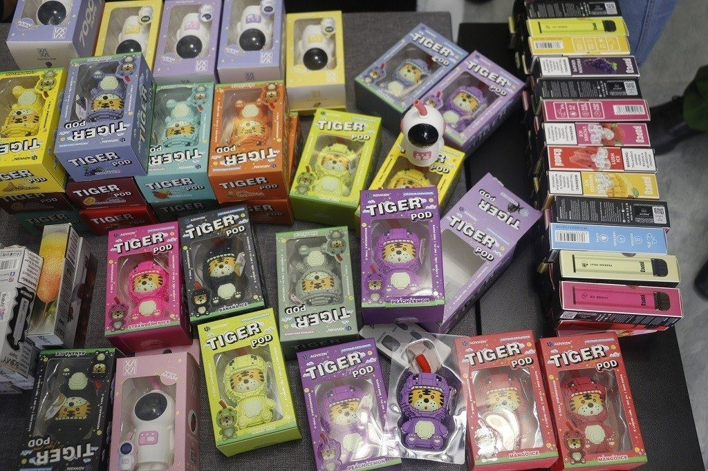 Các loại thuốc lá điện tử được thiết kế đa dạng, bắt mắt.