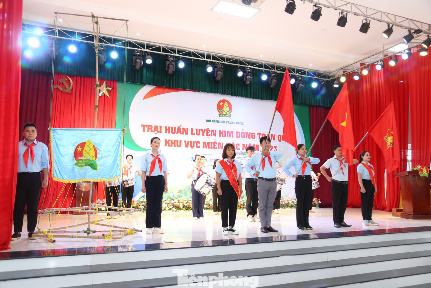 Lễ chào cờ theo Nghi thức đội