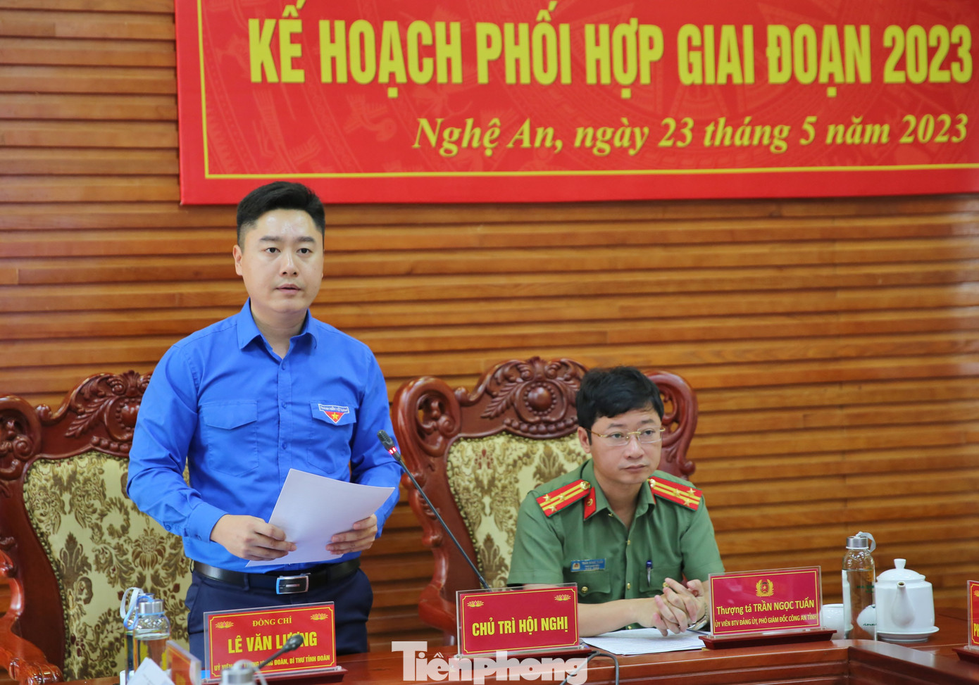 Anh Lê Văn Lương, Ủy viên Ban thường vụ Trung ương Đoàn, Bí thư Tỉnh Đoàn Nghệ An phát biểu tại buổi lễ.