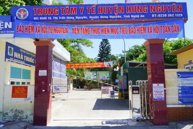 Trung tâm Y tế huyện Hưng Nguyên đã được trưng dụng làm bệnh viện dã chiến.