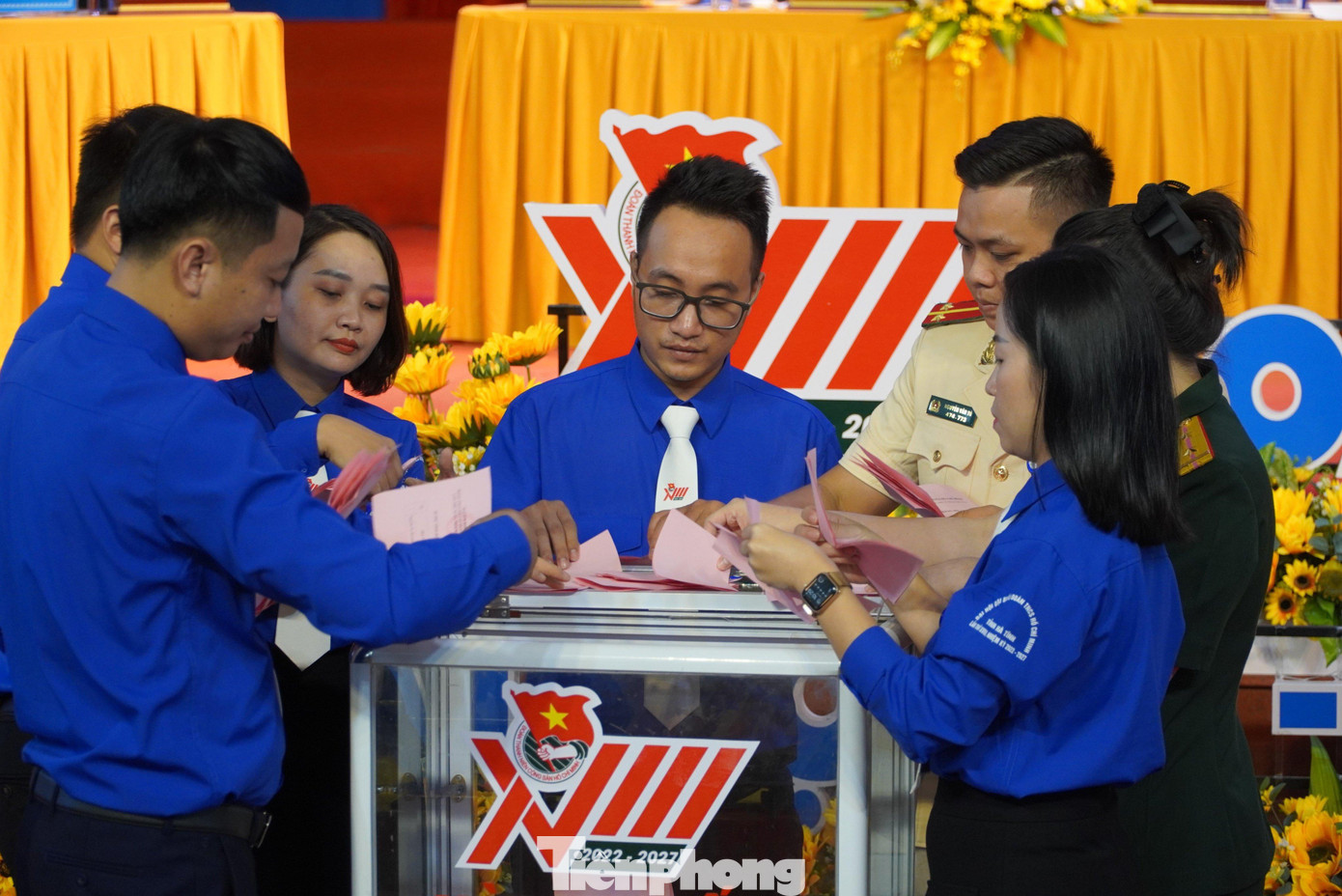 Công tác kiểm phiếu diễn ra công khai, dân chủ, minh bạch.