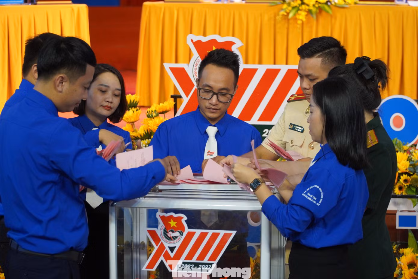 Công tác kiểm phiếu diễn ra công khai, dân chủ, minh bạch.