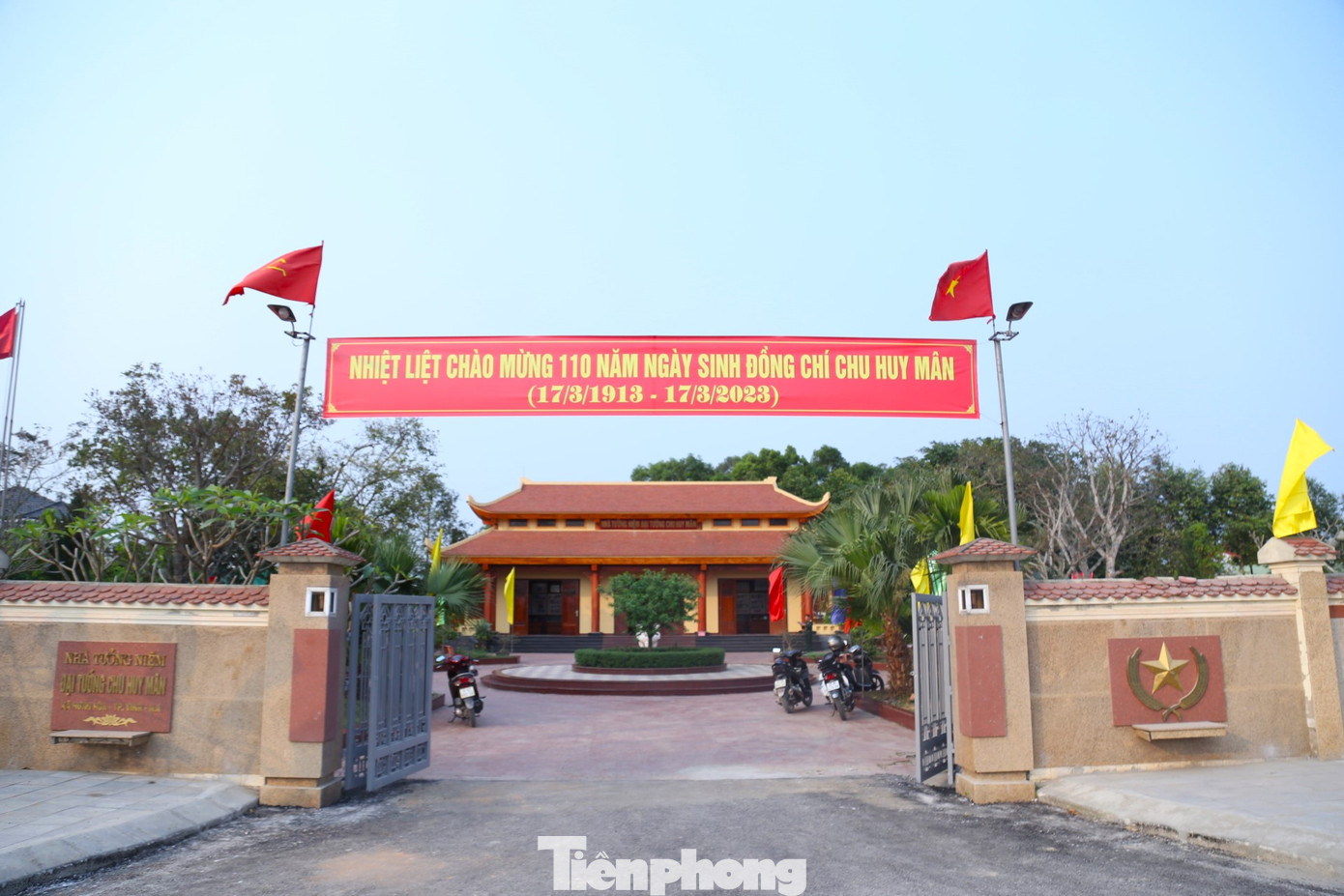 Kỷ niệm 110 năm ngày sinh Đại tướng Chu Huy Mân cũng là dịp Đảng bộ, nhân dân tỉnh Nghệ An tự hào về người con quê hương, tự hào về những công lao, đóng góp to lớn của Đại tướng cho sự nghiệp xây dựng và bảo vệ Tổ quốc, góp phần giáo dục truyền thống cách mạng cho các tầng lớp nhân dân, nhất là thế hệ trẻ.