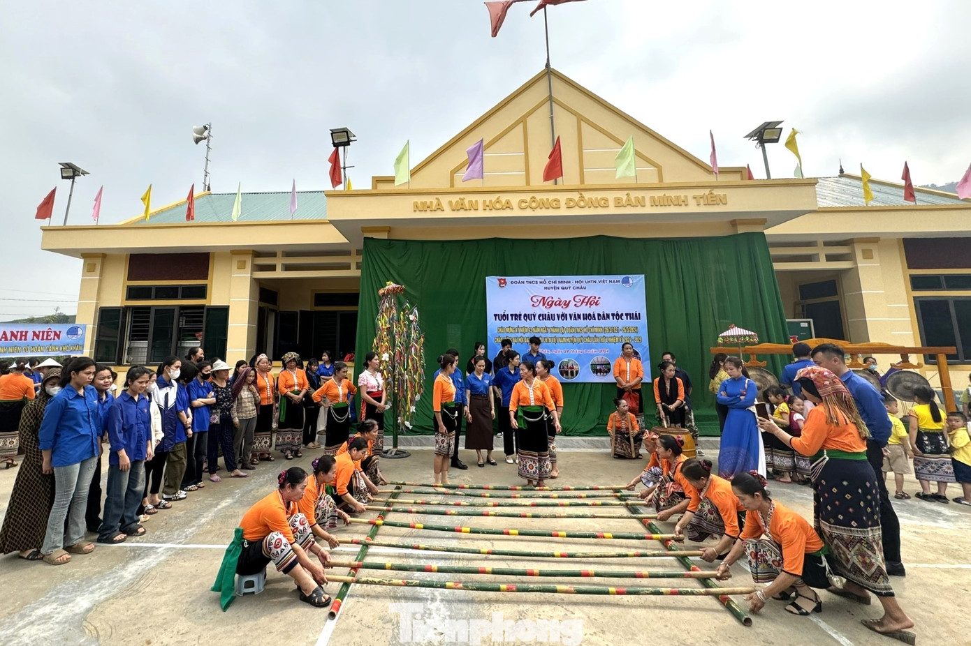 Ngày hội góp phần nâng cao ý thức, trách nhiệm của tuổi trẻ Quỳ Châu trong công tác bảo tồn, phát huy bản sắc văn hóa dân tộc Thái.