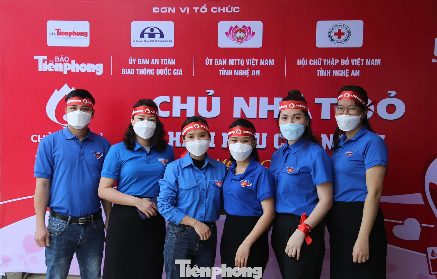 Nhóm ĐVTN Cục Dự trữ Nhà nước khu vực Nghệ Tĩnh tham gia hiến máu trong sáng 23/1 Nhóm ĐVTN Cục Dự trữ Nhà nước khu vực Nghệ Tĩnh tham gia hiến máu trong sáng 23/1