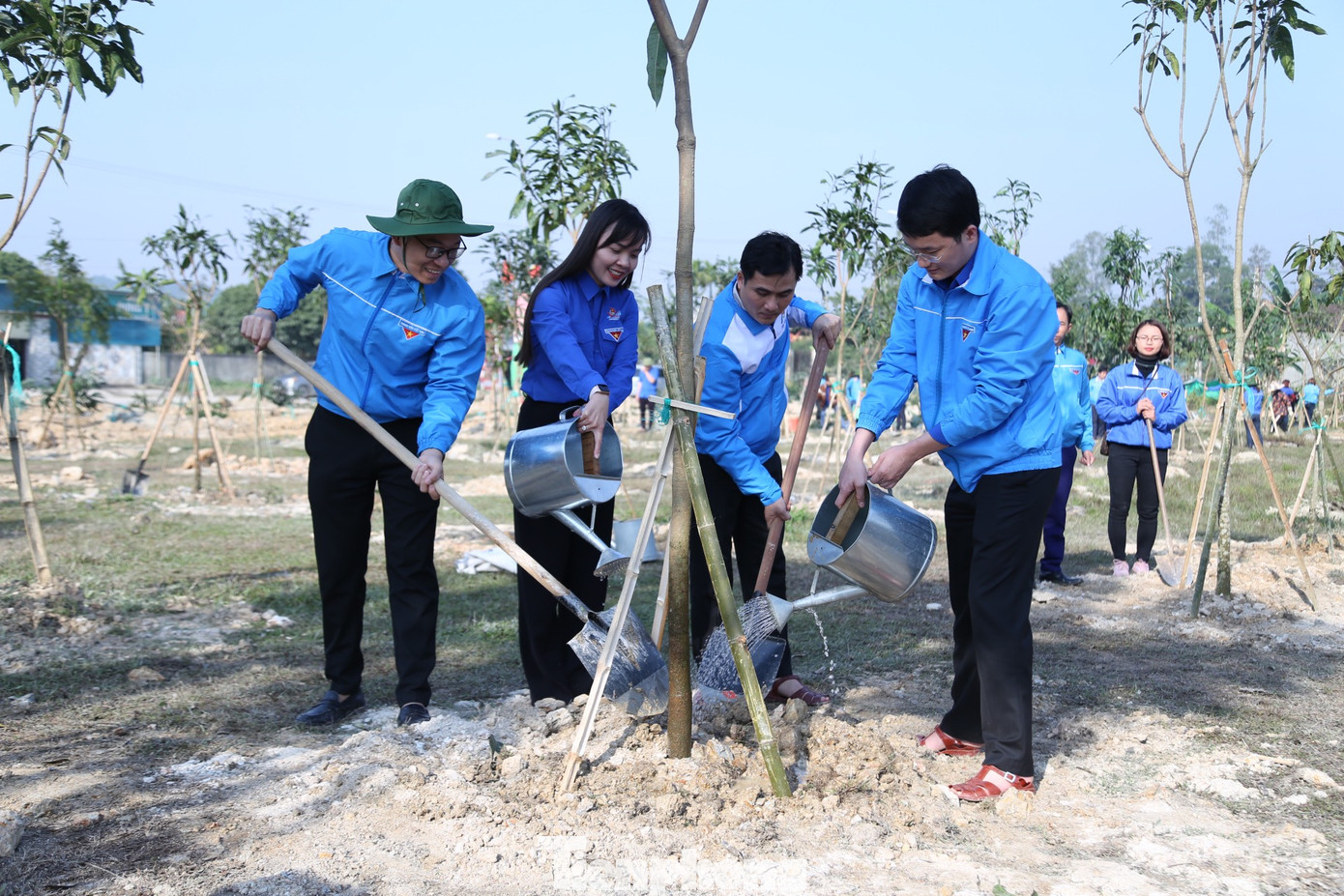 Thời gian qua, các cấp bộ Đoàn trong tỉnh đã tích cực hưởng ứng các hoạt động bảo vệ môi trường bằng việc tuyên truyền, nâng cao nhận thức của đoàn viên, thanh thiếu nhi phòng, chống biến đổi khí hậu.