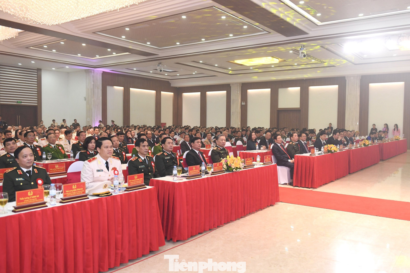 Toàn cảnh buổi lễ.