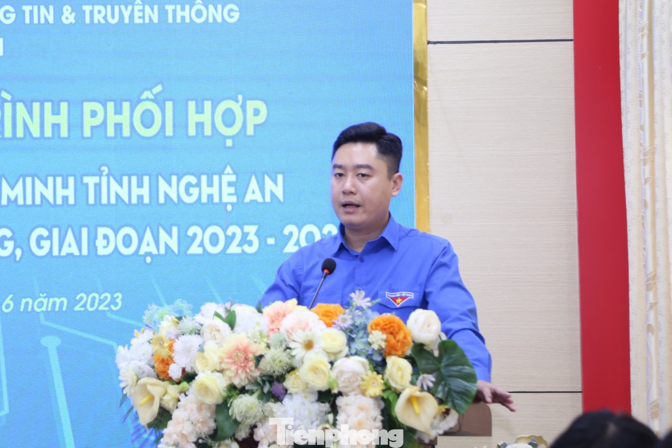 Anh Lê Văn Lương, Uỷ viên Ban thường vụ T.Ư Đoàn, Bí thư Tỉnh Đoàn Nghệ An phát biểu tại buổi lễ.