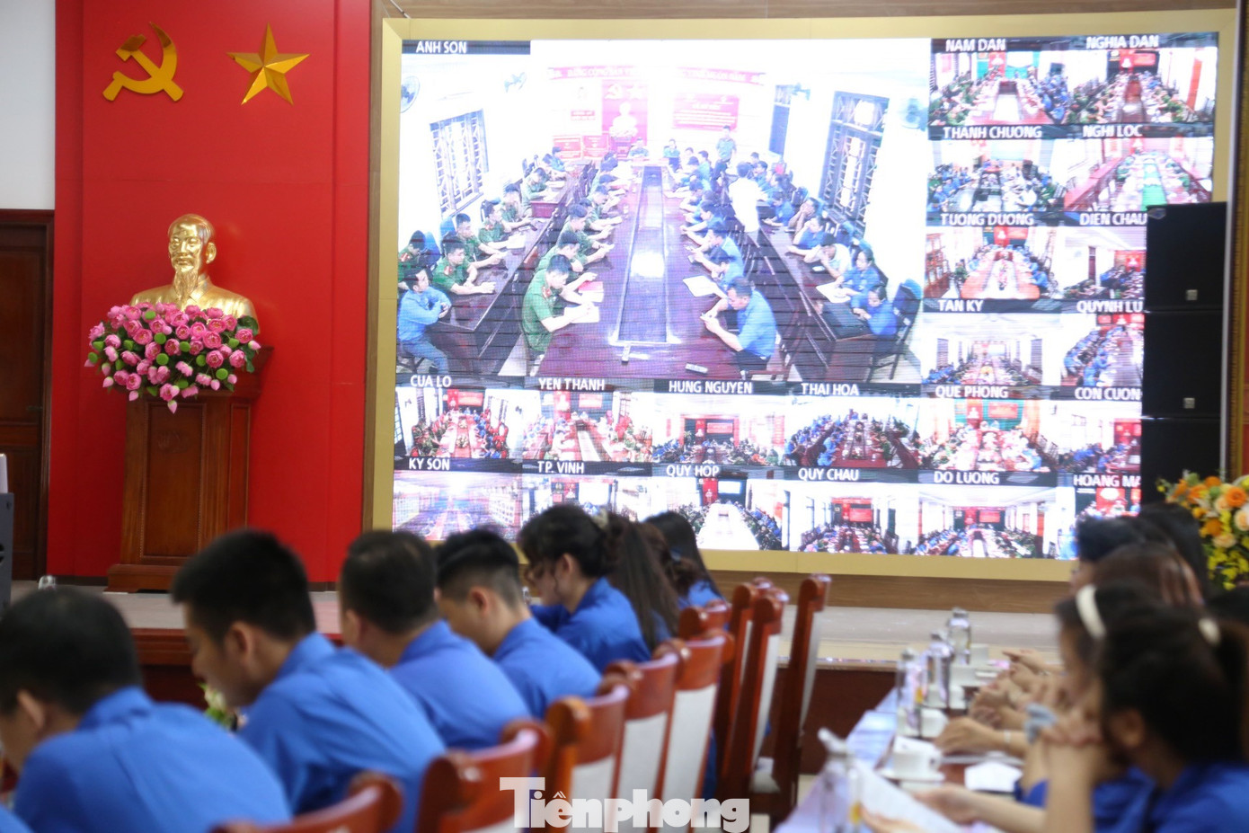 Lễ ký kết được trực tuyến đến 21 huyện, thành, thị trên địa bàn tỉnh Nghệ An