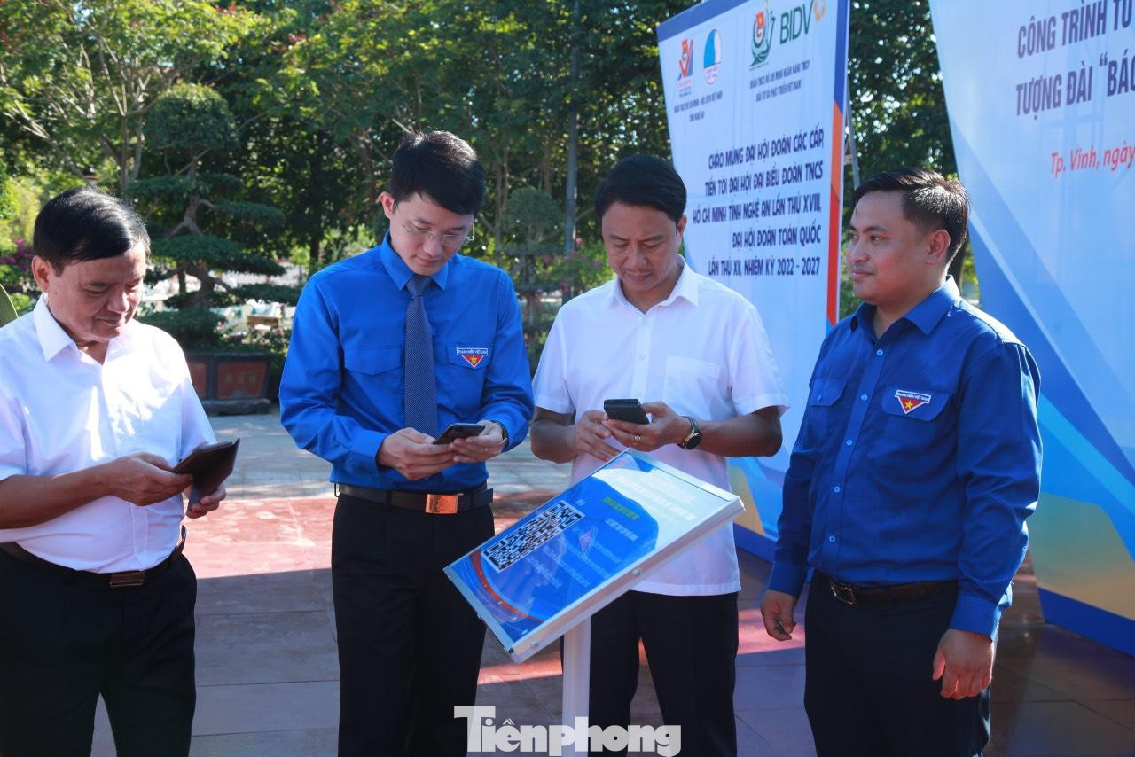 Quét mã QR để tìm hiểu thông tin liên quan đến công trình