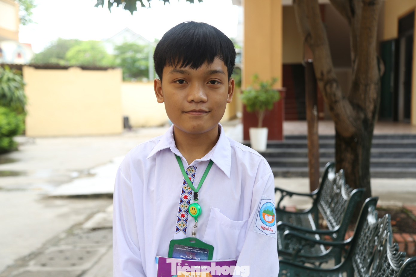 Vi Thanh Nhật (học sinh lớp 12A1 - Trường THPT Dân tộc nội trú tỉnh Nghệ An) Vi Thanh Nhật (học sinh lớp 12A1 - Trường THPT Dân tộc nội trú tỉnh Nghệ An)