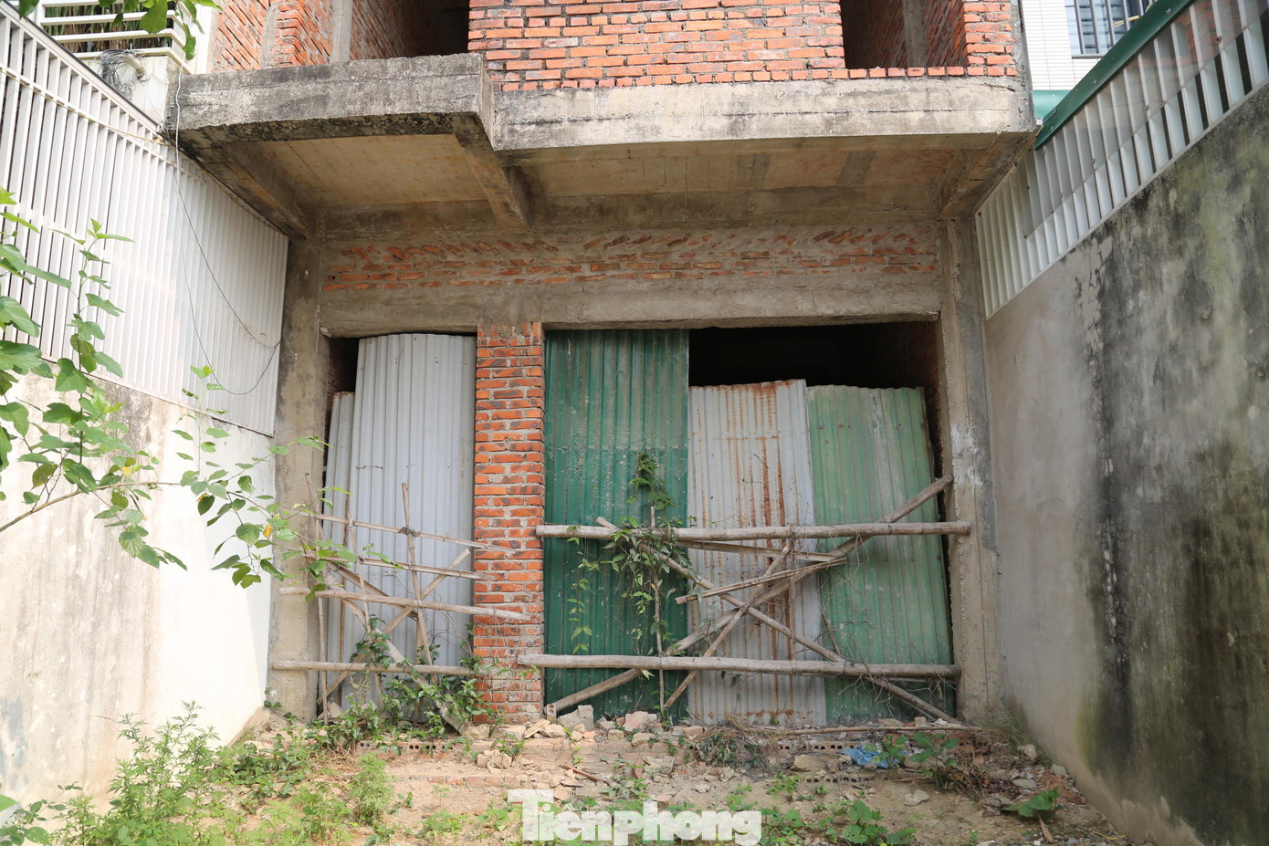 Suốt nhiều năm, nơi đây không có người ở