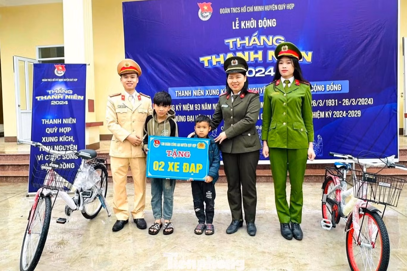 Trong Tháng Thanh niên 2024, Chi đoàn Công an huyện Quỳ Hợp cũng đã có nhiều công trình, phần quà ý nghĩa.