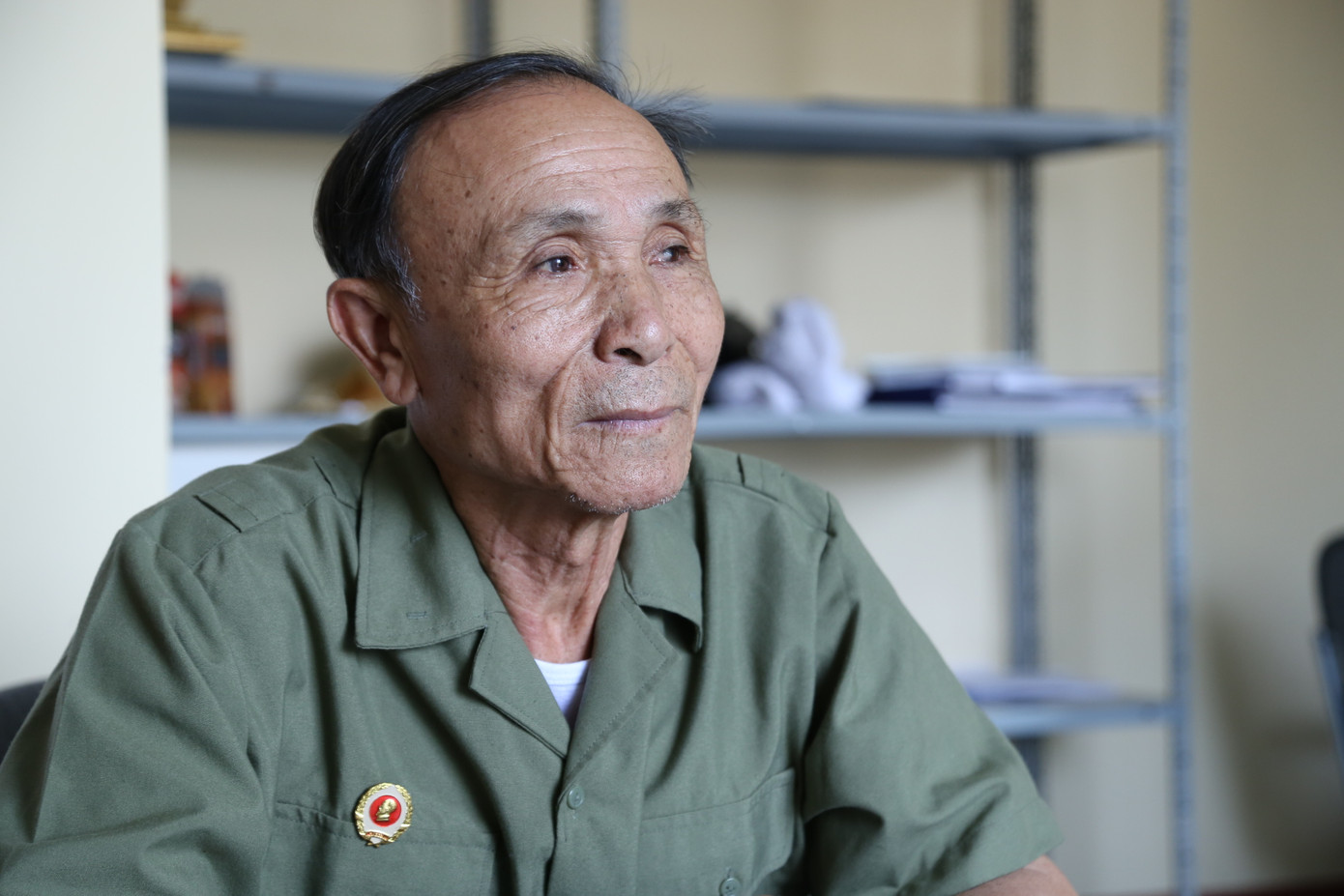 Những ngày tháng Tư lịch sử, ông Độ lại nhớ đến đồng đội của mình. Ảnh: Thu Hiền Những ngày tháng Tư lịch sử, ông Độ lại nhớ đến đồng đội của mình. Ảnh: Thu Hiền