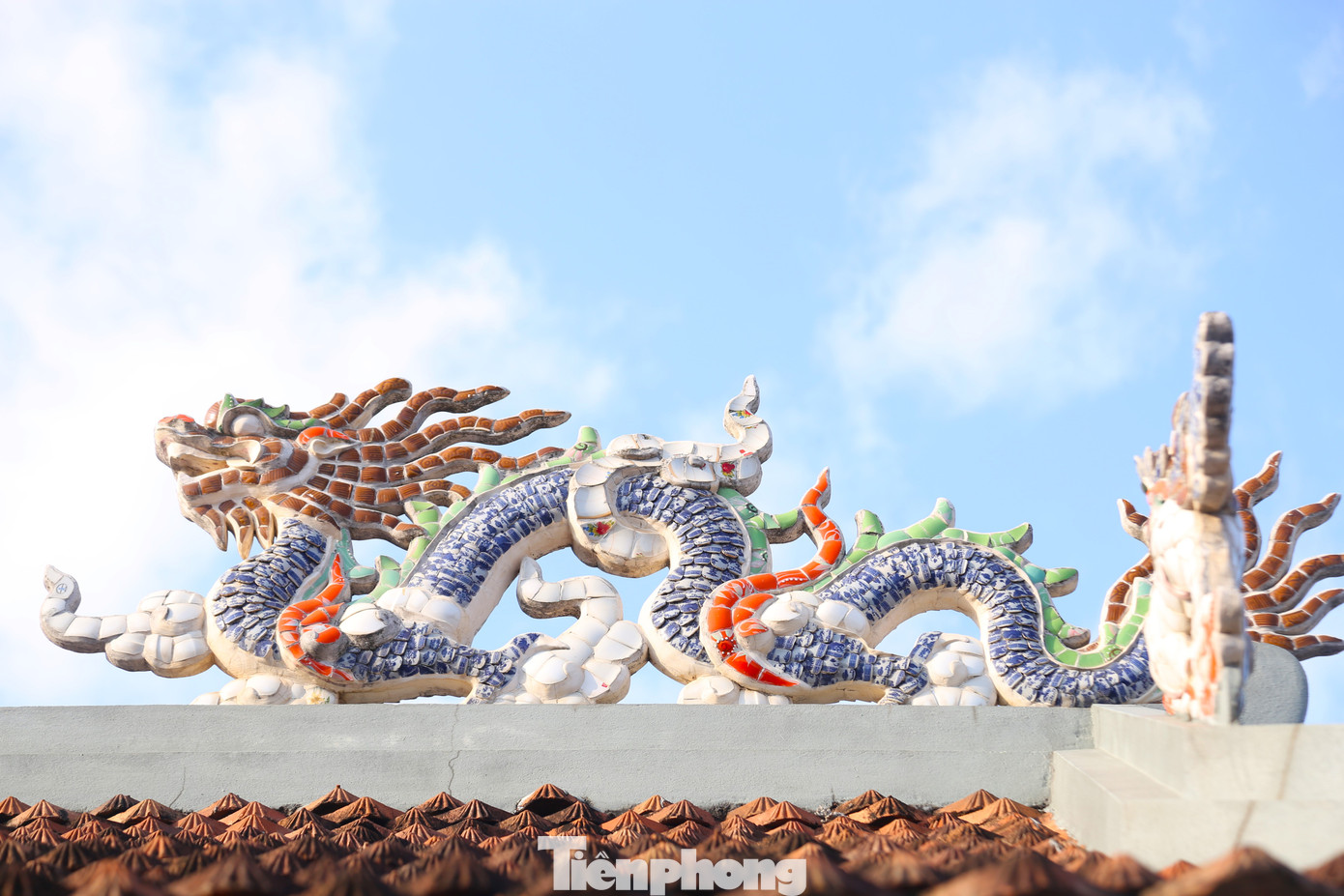 Kiến trúc đặc sắc tại đền Vạn Lộc Kiến trúc đặc sắc tại đền Vạn Lộc