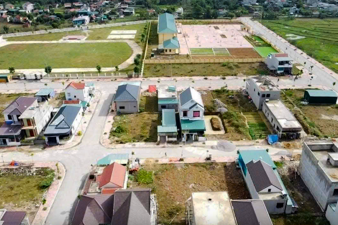 Khu tái định cư dự án cao tốc Bắc - Nam ở Quỳnh Vinh, thị xã Hoàng Mai (cũ), sẽ được mở rộng để làm khu tái định cư dự án đường sắt tốc độ cao.