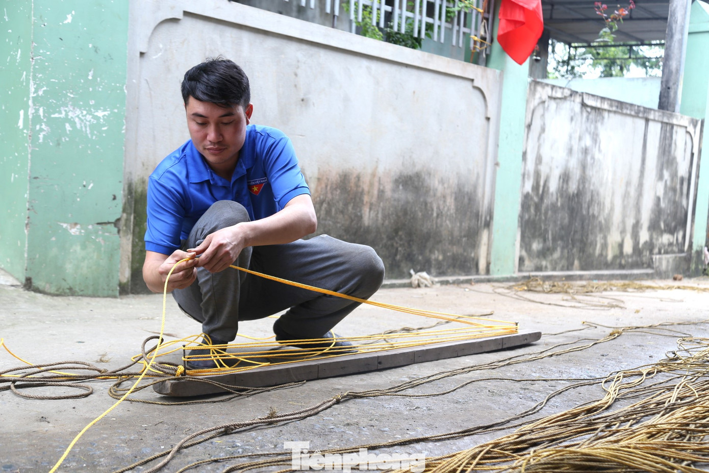 Anh Lộc bỏ dở đại học về quê khởi nghiệp.