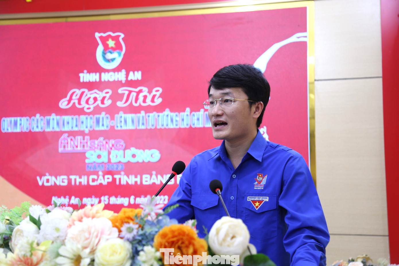 Anh Trần Linh, Phó Bí thư Tỉnh Đoàn, Chủ tịch Hội Đồng đội tỉnh Nghệ An phát biểu khai mạc Hội thi. Anh Trần Linh, Phó Bí thư Tỉnh Đoàn, Chủ tịch Hội Đồng đội tỉnh Nghệ An phát biểu khai mạc Hội thi.